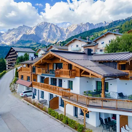 Tauernsuites Sonnblick 5 *